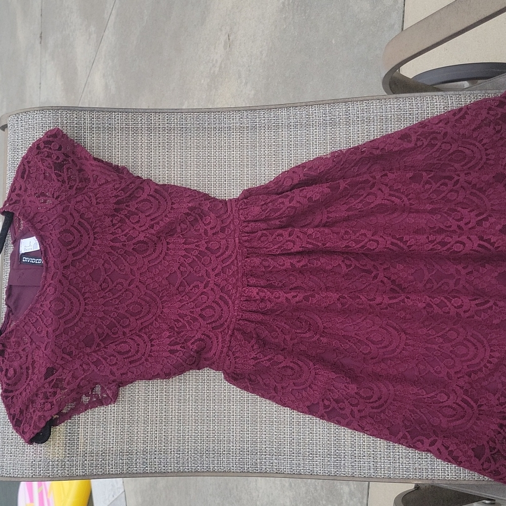 H&M cocktail lace lined dress